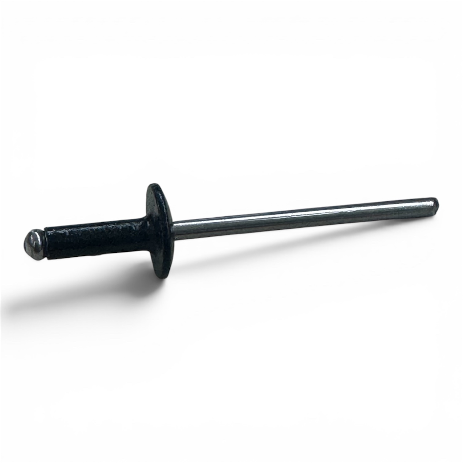 16834 | Ford | Windshield Rivet | 1/8″ Diameter 1/8″-3/4″ | Grip